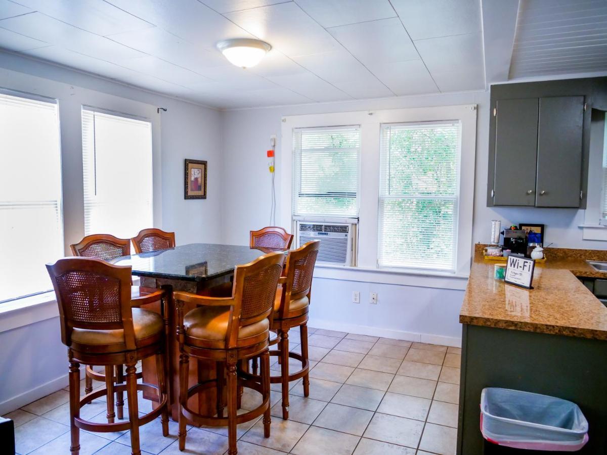 Private Home In Ocala With Fenced Yard, Piano, Central Location, Pets Welcome Exterior foto