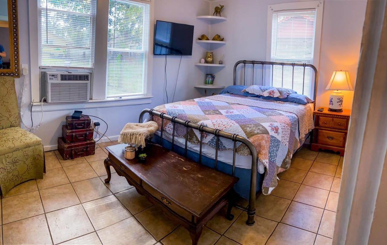 Private Home In Ocala With Fenced Yard, Piano, Central Location, Pets Welcome Exterior foto